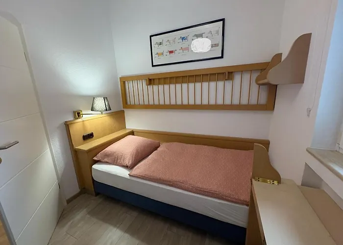 Wunderschoen Gelegener In Am - View - *