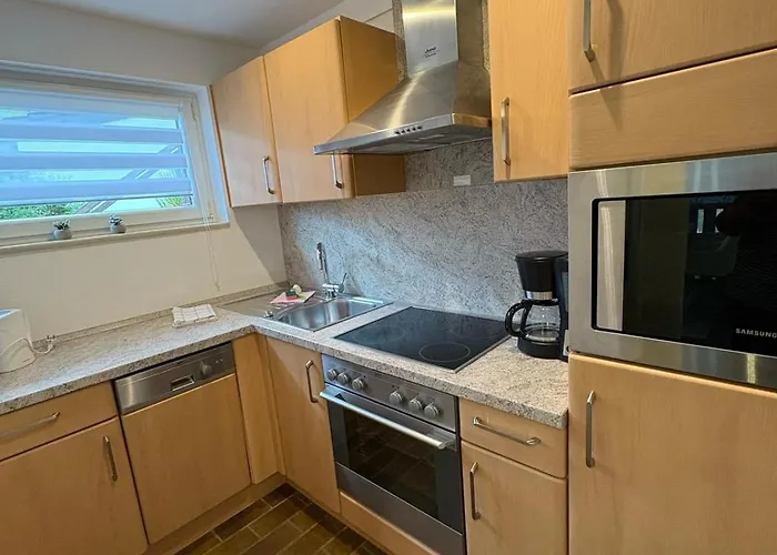 Wunderschoen Gelegener In Am - View - *